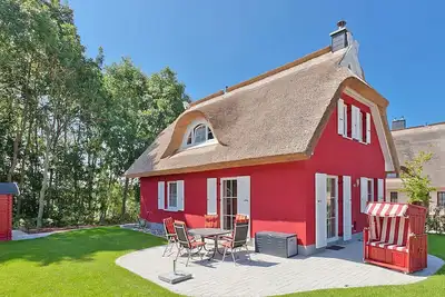 Image de Vacation home with a fireplace and sauna, about 400 meters from the sandy beach, Wi-Fi, washing machine