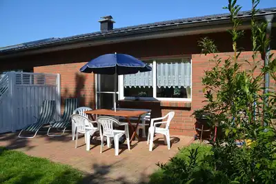 Image de Just 700 meters from the sandy Baltic Sea beach, Wi-Fi and a dishwasher, patio with patio furniture