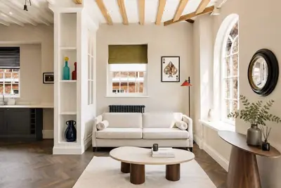 Image de Preacher's Yard Stylish Central York Apartment - Duplex 3
