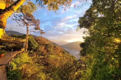 Image de 清境禾風里湖畔農莊景觀餐廳適合登山騎行與家庭團體寵物友善