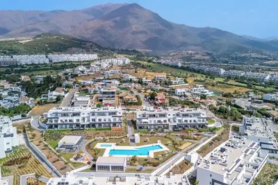 Image de Habitat Valle Romano B | Pool, Gym & Playground