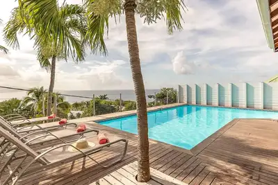 Image de Villa avec grande piscine vue mer - 8 pers
