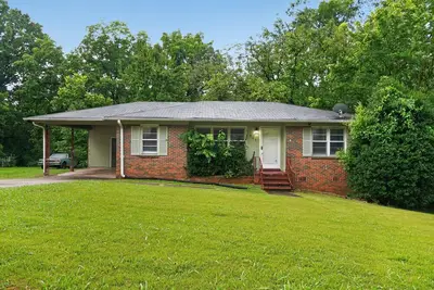 Image de New! Peaceful Haven Near Ruffner - Cozy Reading Nook