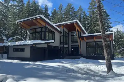 Image de Luxury Mountain Getaway Minutes from Crystal Mountain & Mount Rainier