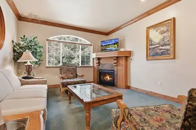 Image de 2  Bed 2 Bath Villa - Resort Amenities in the heart of Midway Utah 2080 2