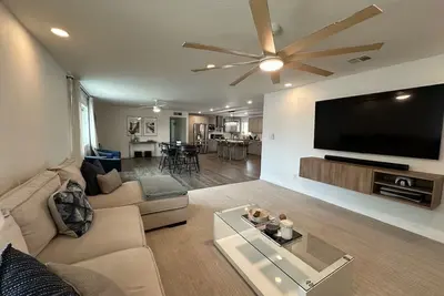 Image de Tempe Luxury Oasis 10 mins from Asu, Old Town and Phx