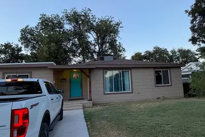 Image de 4-bedroom 2 Bath house in Carlsbad Nm. Close to Lake Carlsbad Park area.