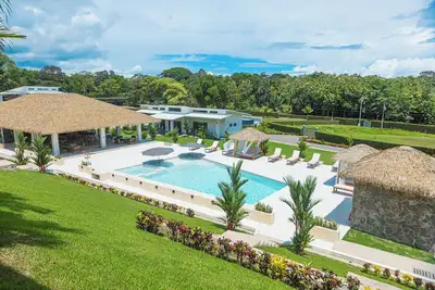 Image de Pool, Yoga Studio -Private La Vibra Resort Villa 1