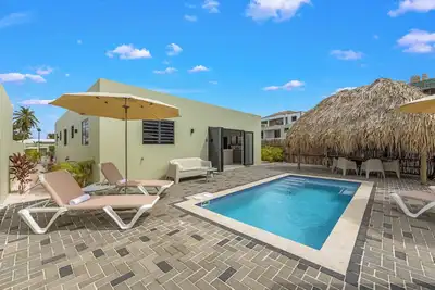 Image de Villa Santi, Mambo Beach, Private Pool