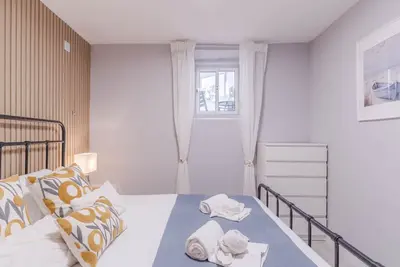 Image de #414 Central Apartment | Walking Distance to the Beach