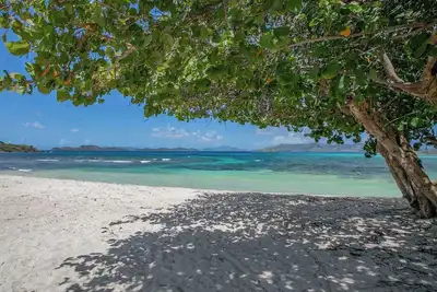 Image de Steps to Sapphire's Sandy Beach - D12 Crystal Cove - Sapphire Bay West