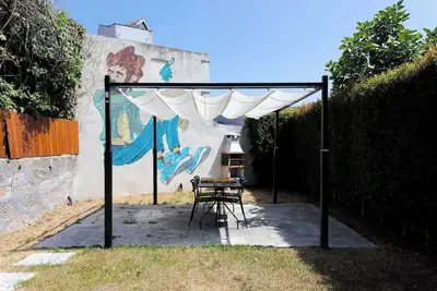 Image de Sunny Flat with Private Garden & Bbq
