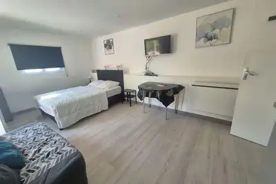 Image de Charmant studio rénové avec terrasse à Bayeux