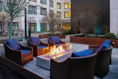 Seattle Studio Suite w/ Kitchen | Free Breakfast