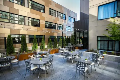 Seattle Mobility Accessible Suite | Free Breakfast