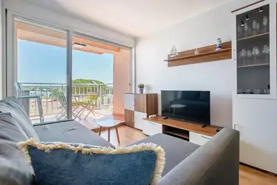 Image de Appartement avec terrasse à 400m plage