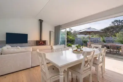 Image de Koonya Modern Luxury Retreat | Blairgowrie Oasis