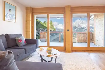 Image de Ski-in/Ski-out • Vue Montagne • Spa & Sauna