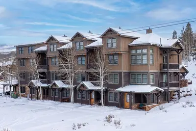 Image de Kicking Horse Northstar #6-101 Ideal 1 bedroom private patio Granby Ranch