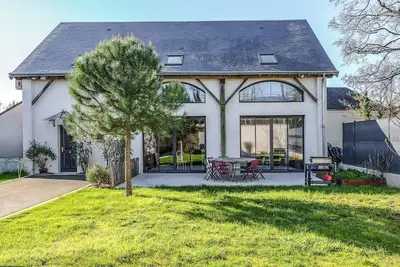 Image de Maison 180m² · Billard · Clim · Jardin · Tours