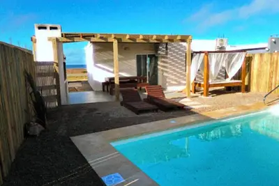 Image de Oceanfront, heated pool, barbecue area, pet-friendly, relaxation and comfort