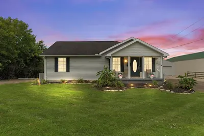 Image de 3 Br house near Hamilton Oh, Spooky Nook, Hanover Reserve, and Miami University