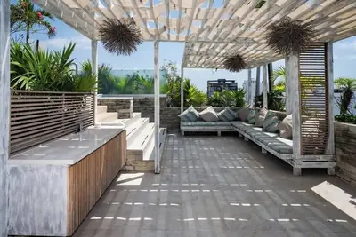 Image de Appartement de Luxe. À 1 pâté de maisons de la 5e Avenue