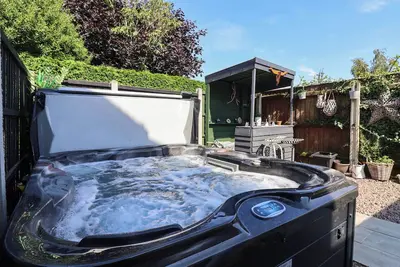 Image de 3 Mill Lane, pet friendly, with hot tub in Keelby