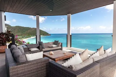Image de Ocean 5: Luxury 4-Bedroom Oceanfront Villa, Panoramic 3-Island Views, Antigua
