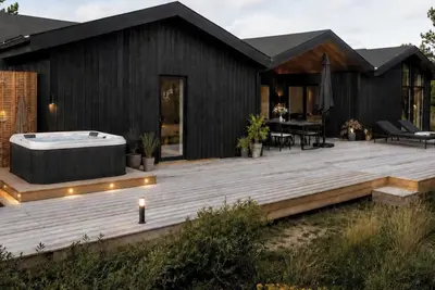 Image de \"Henri\" - 700m from the sea by Interhome