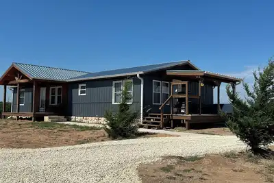 Image de Escape to the Heart of Kansas overlooking Rock City and the Solomon Valley!
