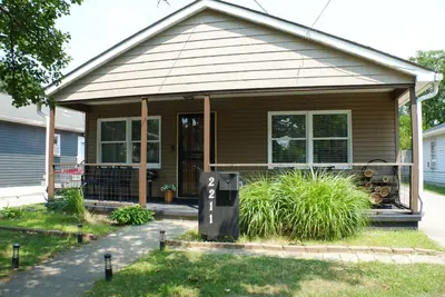 Image de 3br Downtown Cleveland Home Near Stadiums Free Parking