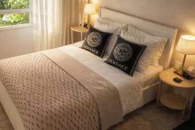 Image de Appartement Premium • Centre Genève • Onu • Lac • Max Wi-Fi • 2 Bureaux • 3 Pers