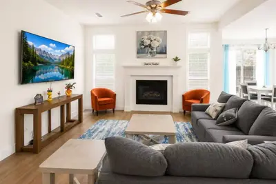 Image de Frisco Getaway Near Pga The Star & Universal Kids