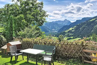 Image de Joli appartement pour 5 personnes avec Wifi, Tv et balcon