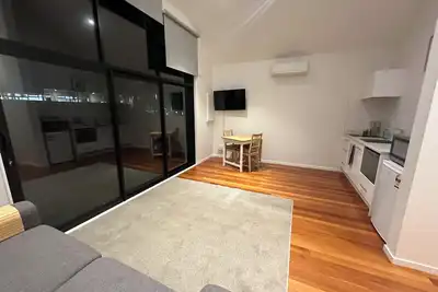 Image de Kapiti Breeze - Walk to Beach, Golf and Cafes.