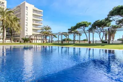 Apartamentos S'abanell Central Park