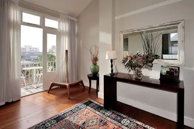 Image de Barry Hall Apartments