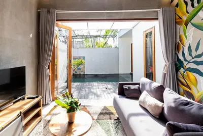 Kakul Villas & Suites