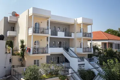 Image de Manias Hotel Apartments