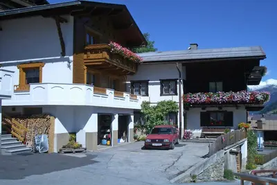Image de Appartement avec vue sur les montagnes depuis