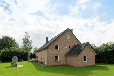 Image de Maison de vacances de Waimes-Robertville avec un sauna