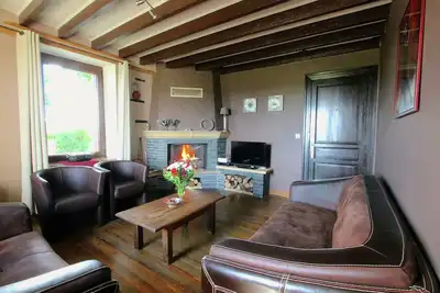 Image de Maison de vacances א Neufchגteau avec terrasse