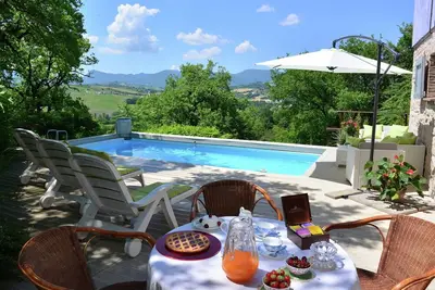 Image de Belle villa avec piscine Ă Fabriano Marche