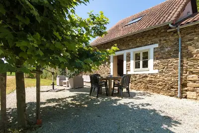 Image de Gמte en Aquitaine avec jardin