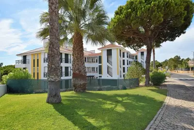 Image de Appartement spacieux à Quarteira avec barbecue
