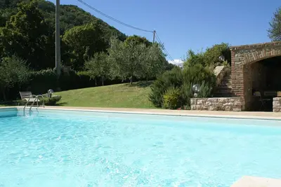 Villa avec piscine privיe א Umbertide
