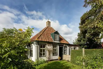 Image de Cottage א Nes Frise avec jardin