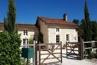 Image de Maison à Verteillac avec piscine privée