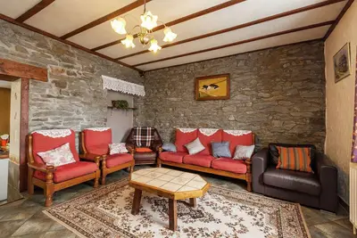 Image de Maison de vacances א Bastogne avec jardin